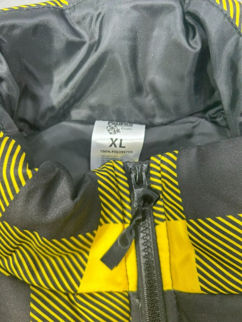 Cerveza Pacifico Clara Grey Dog T-Shirt XL & Yellow Buffalo Check Quilted Vest X - Picture 3 of 10